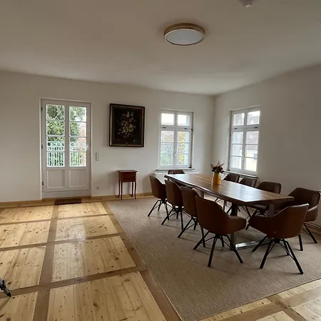 Lejlighed Family With Very Large Living *